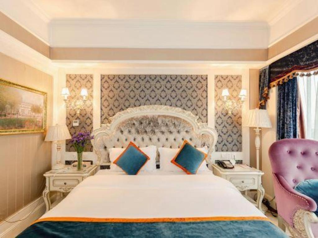 Chengdu French Theme Gold Palace Экстерьер фото